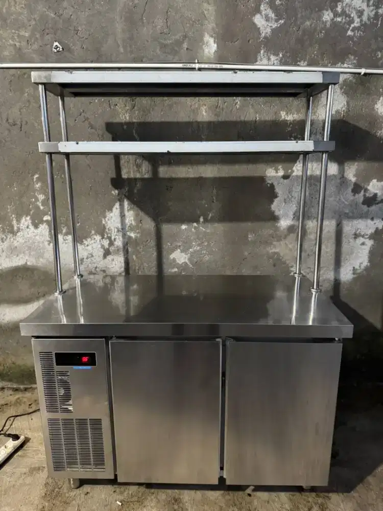 Original Ga Harus Mahal Undercounter Chiller 2 Pintu plus Uppershelf