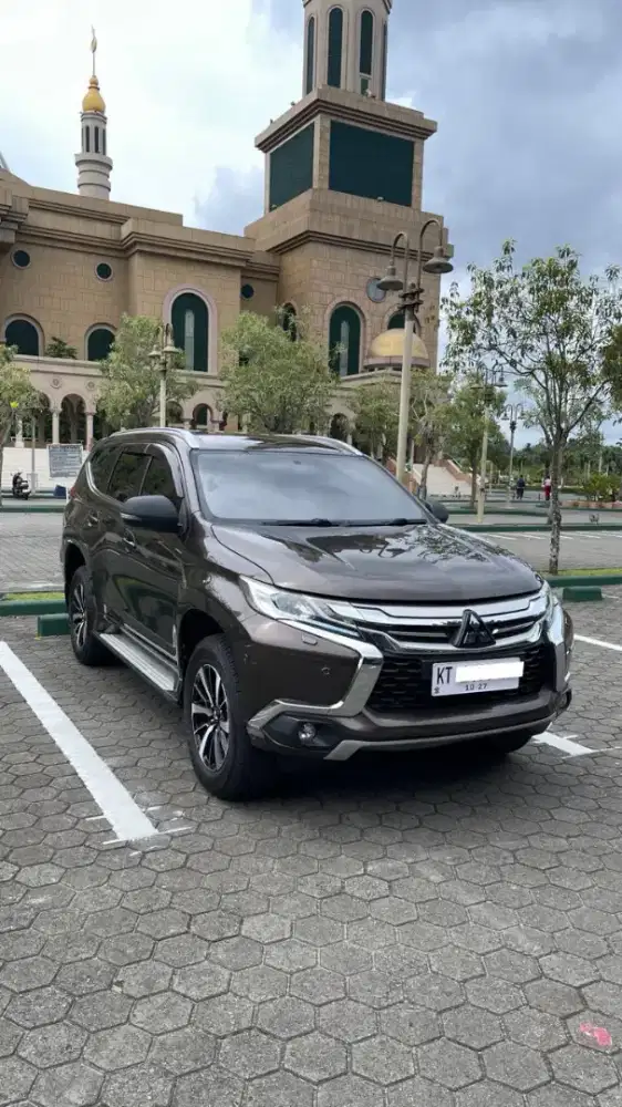 DIJUAL PAJERO DAKAR TYP TERTINGGI BAN & ACCU BARU BS TUKAR ASET (NEGO)