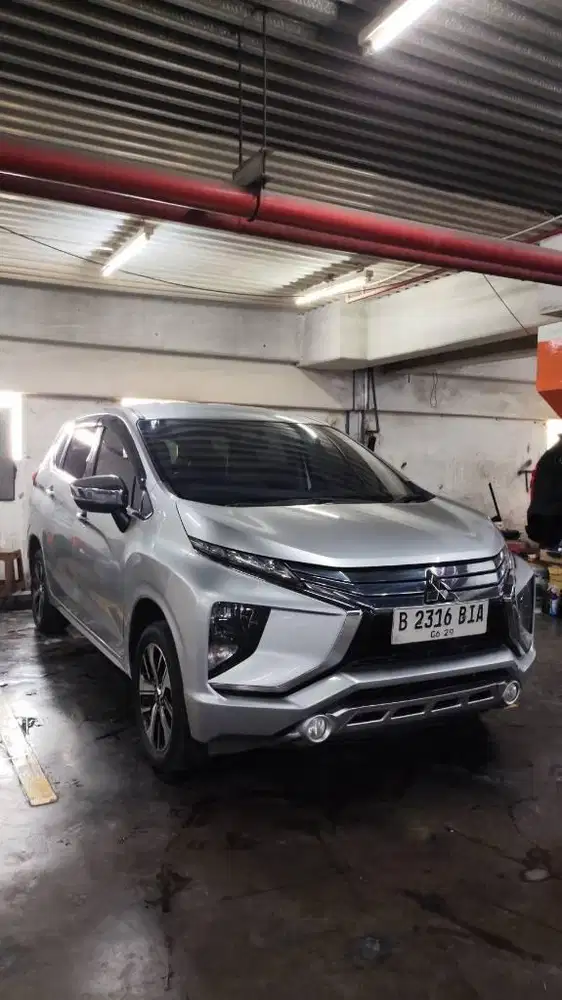 xpander ultimate 2019 kilometer rendah