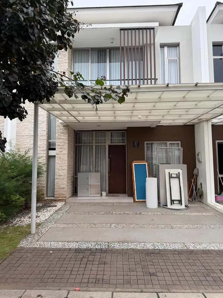 RUMAH PIK 2 CLUSTER TAMPA