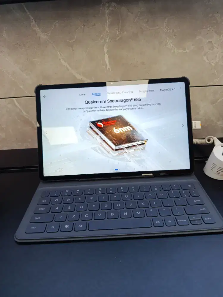 Honor Pad X9A free Keyboard ( gift )