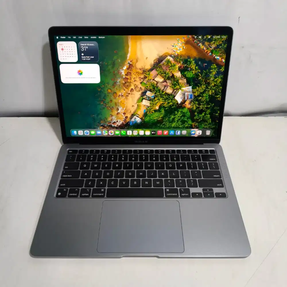 Macbook air 2020 M1 Ram 8gb ssd 256gb mulus no minus