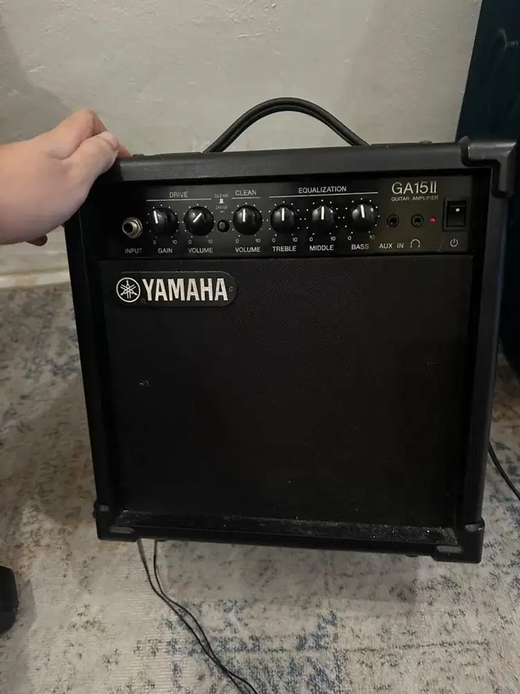 AMPLI GITAR YAMAHA