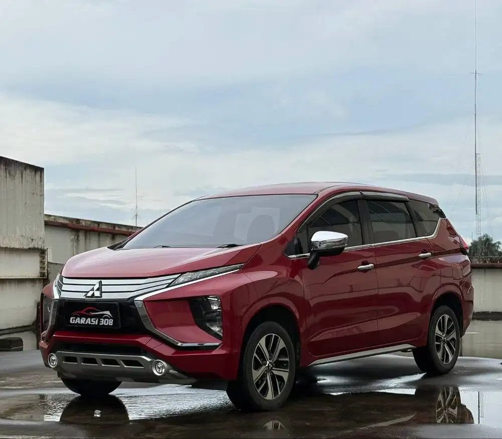 Mitsubishi Xpander Ultimate AT Tahun 2019 Warna Merah KM 60 rb record