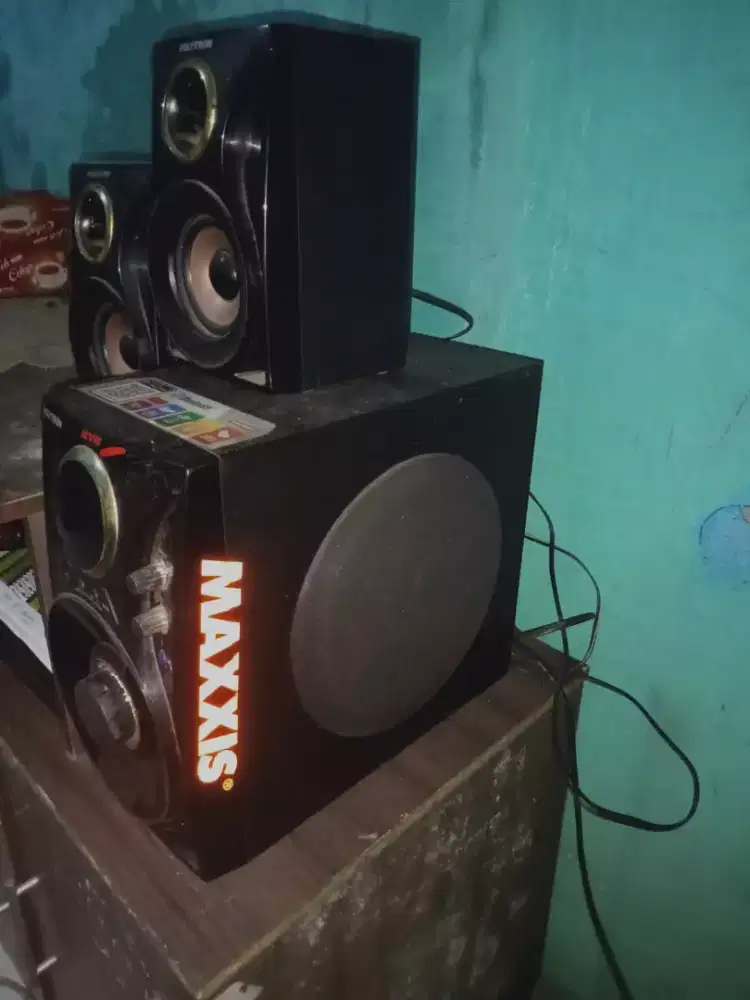 Politron multi media