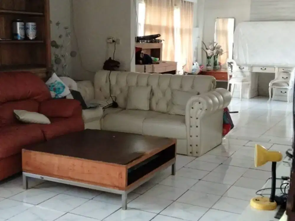 Dijual Rumah 2 Lantai Lokasi Strategis Dekat Dengan Kota Di Jl. Kayu Mas Semarang