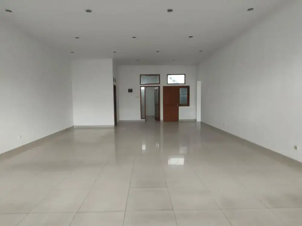 Ruko Baru Gandeng / Rendeng di Jalan Raya Moh.Toha