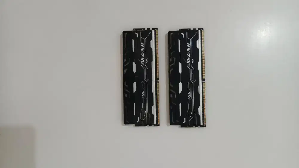 Avexir Blitz Series DDR4 8GB 3000MHz White