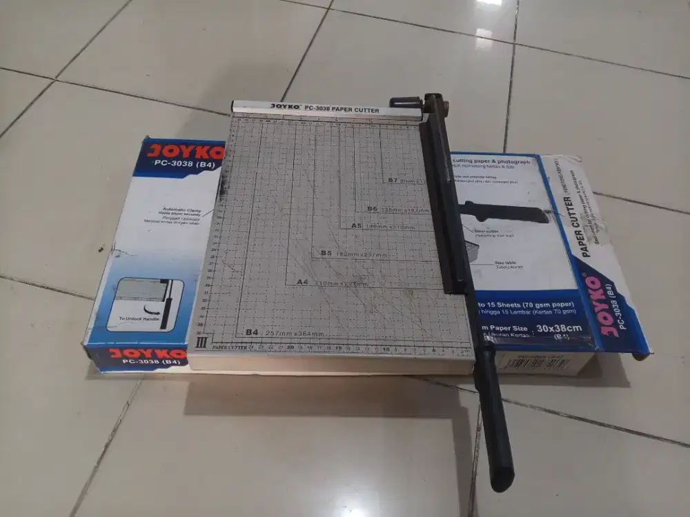 Paper Cutter JOYKO 3038 Alat potong kertas