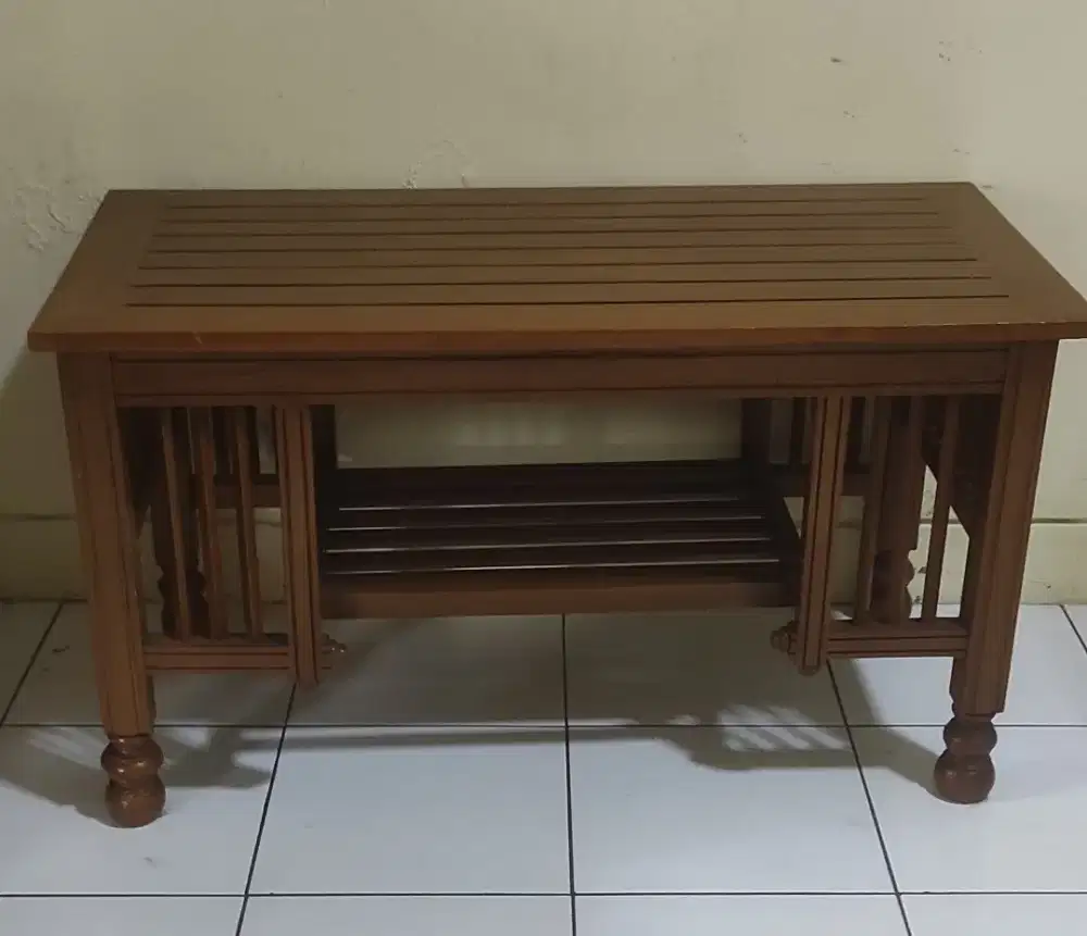 Meja 1 & kursi tamu 1 kayu