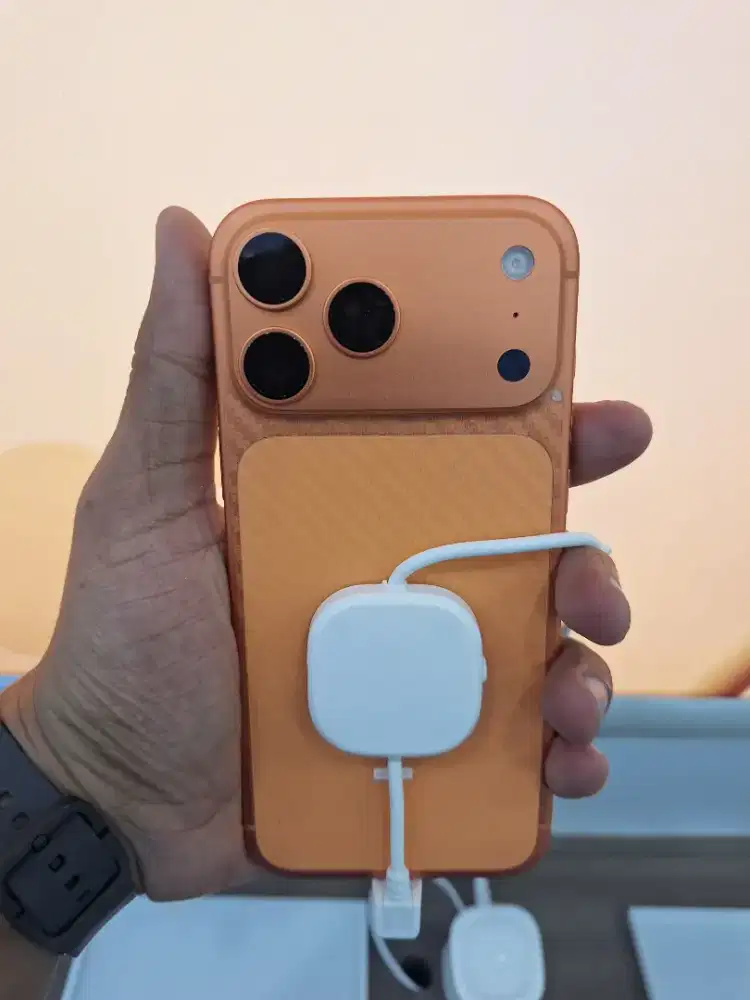 Iphone 17 promax warna silver redyy