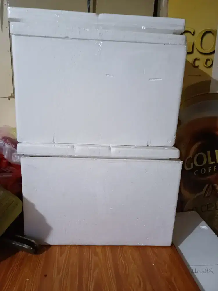 Jual stryfoam bekas like new.