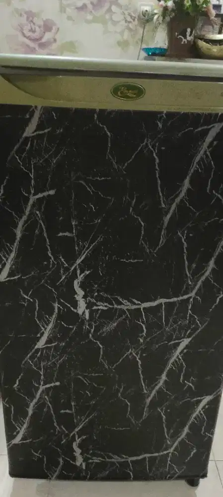 Kulkas 1 pintu sanyo siap pakai