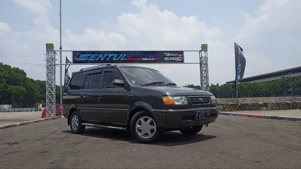 Edisi Bantu Temen Jual Toyota kijang kapsul