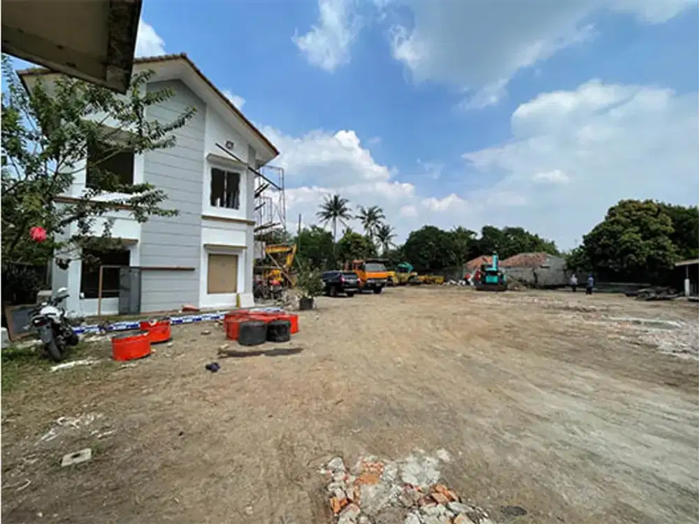 Kavling Jl Gunung Putri ada bangunan Kantor, mess karyawan, bisa untuk Gudang