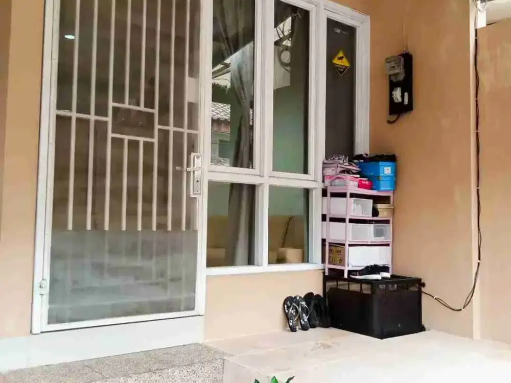 Rumah bagus 2.5 lantai di Kepa Listrik, Jakarta Barat