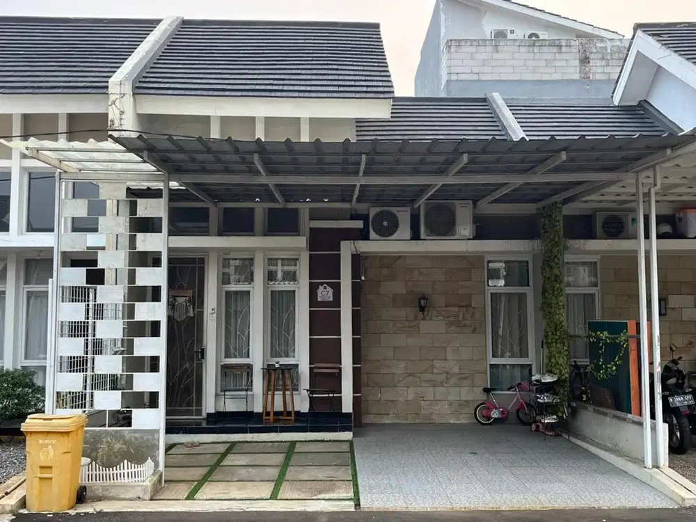 Disewakan Rumah mezanine style