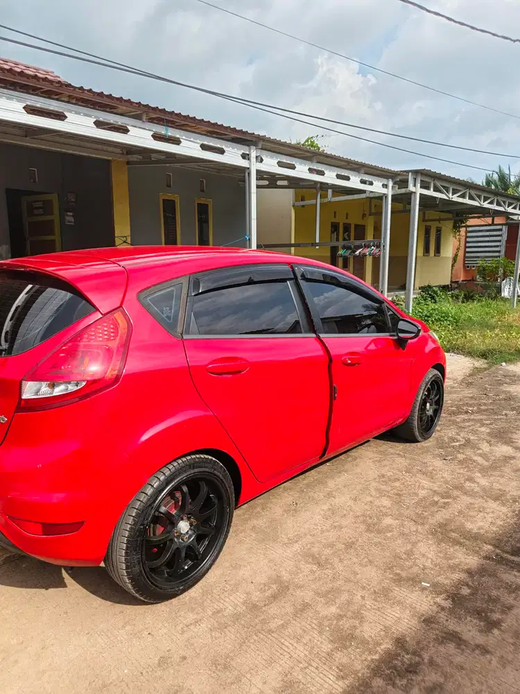 Ford Fiesta 2012 Bensin