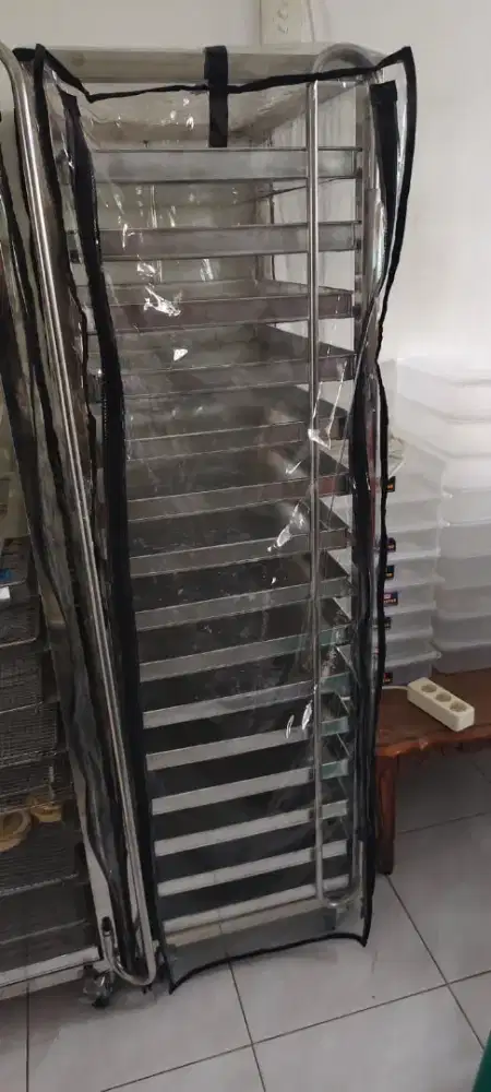 Troly rak loyang roti