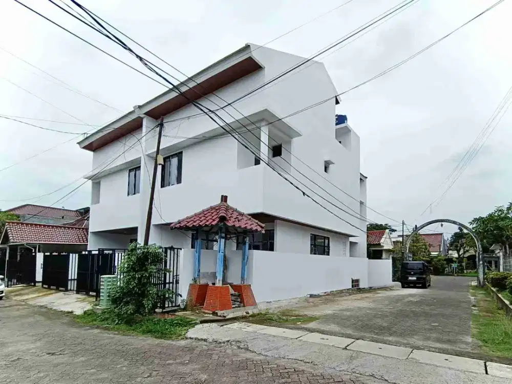 Dijual rumah hoek baru bangun di Villa Melati Mas Serpong