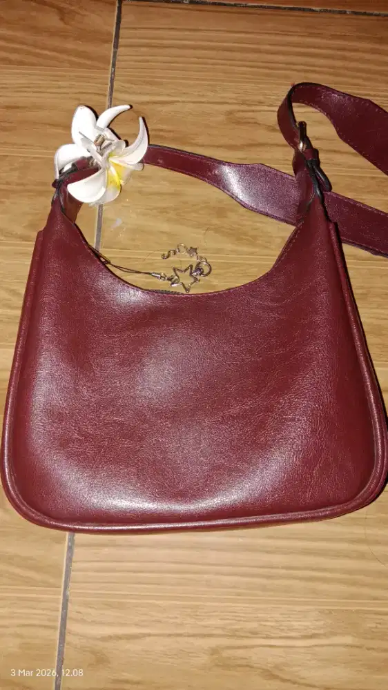 Tas Selempang Tas Wanita