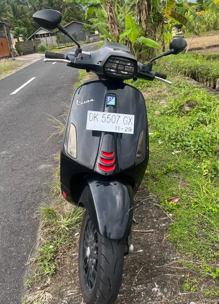 Vespa sprint ABS 150 tahun 2020 40jt nego