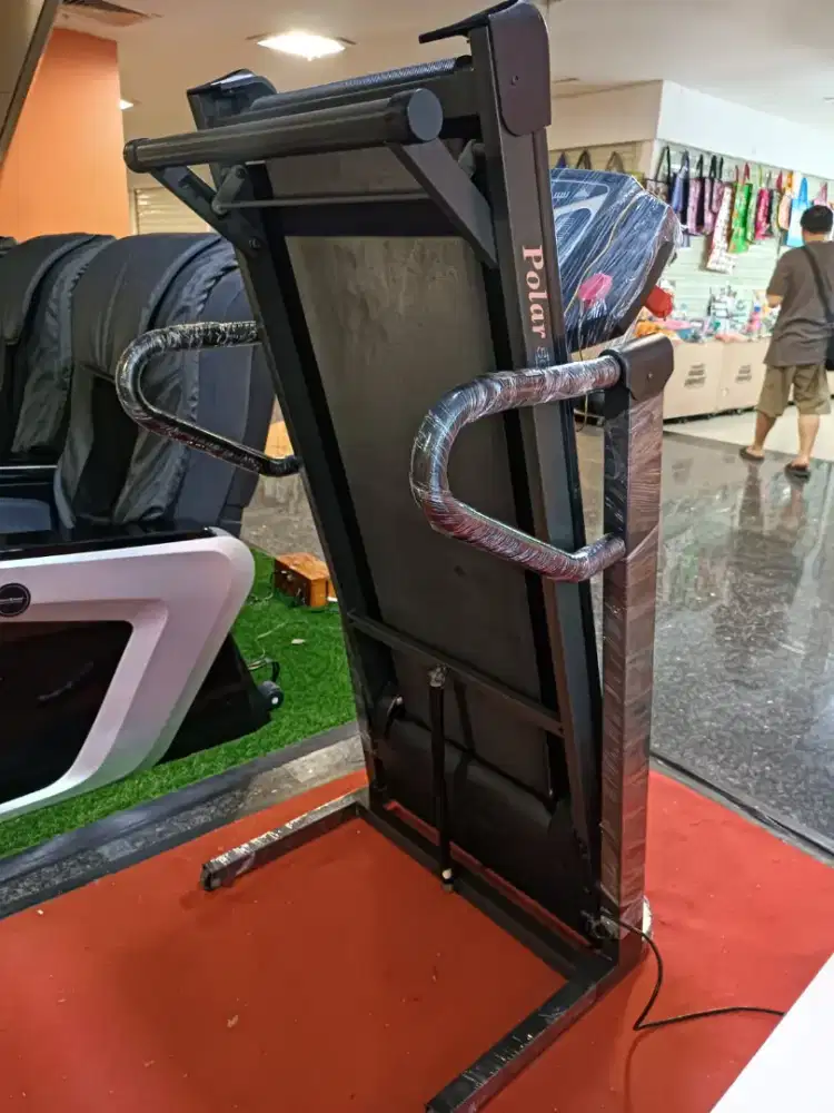 Treadmill elektrik jumbo kuat bb 150kg taiwan