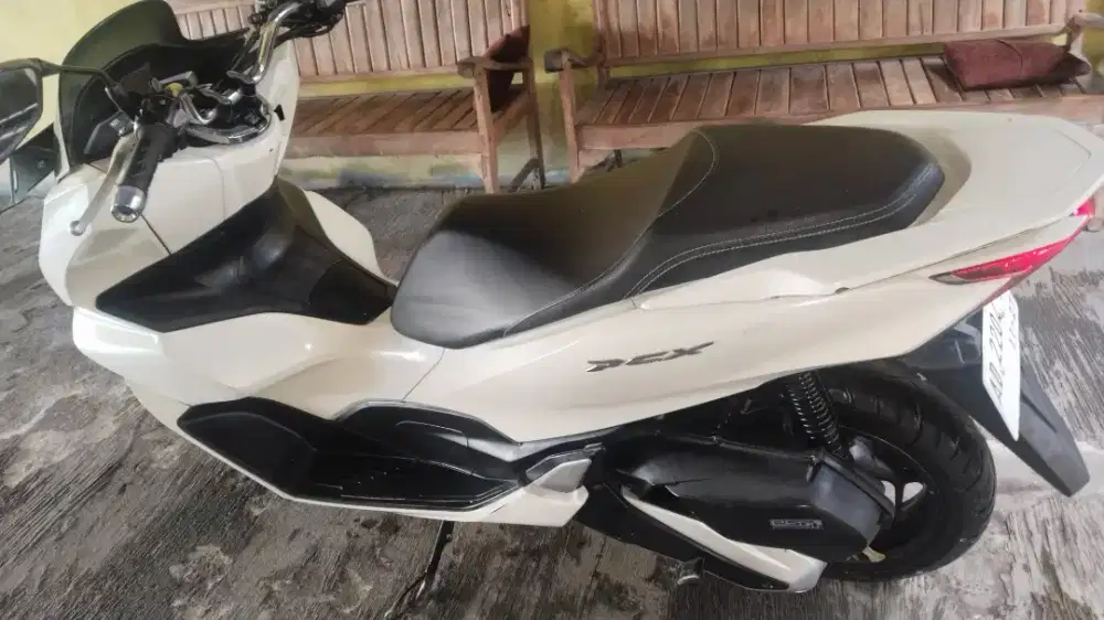 Honda PCX 160 tahun 2022 akhir