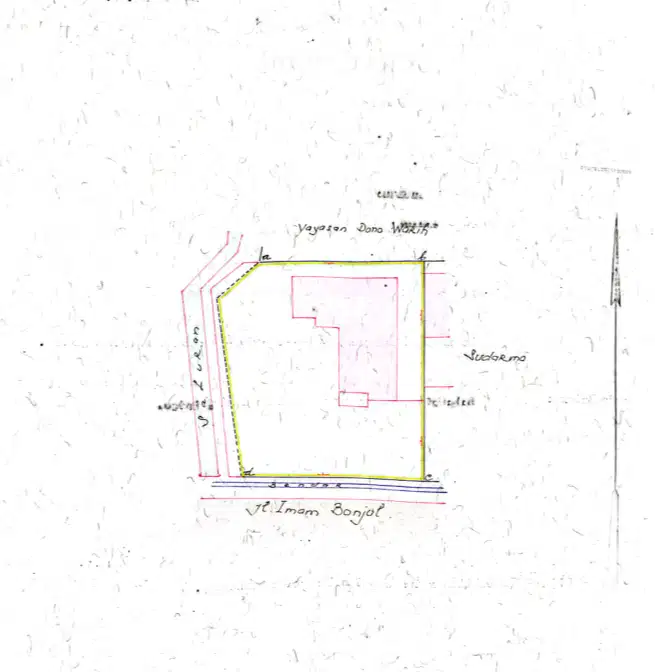 Rumah pinggir jalan utama Salatiga. cocok untuk usaha dan istirahat