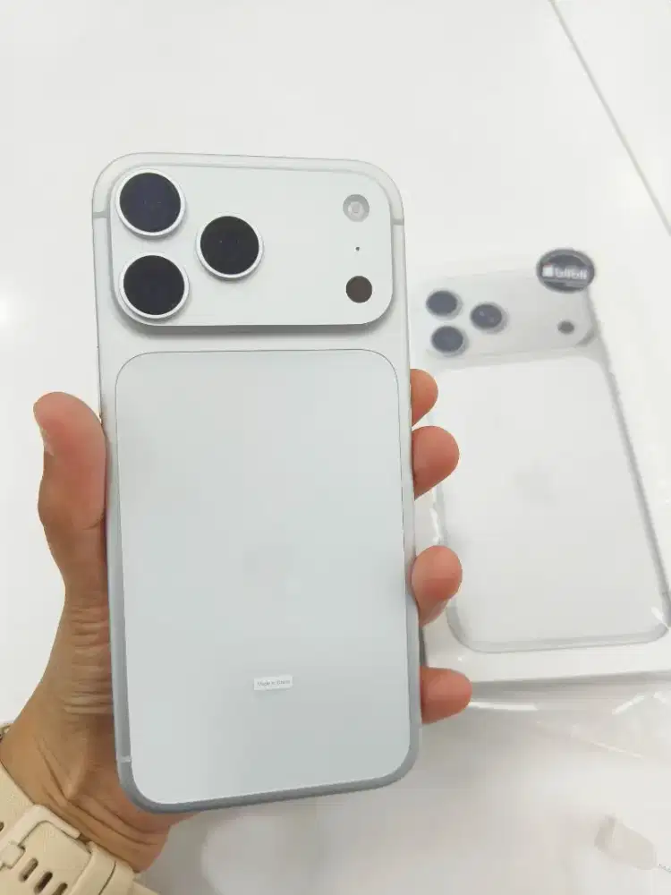 Cicilan iPhone 17 Promax Silver