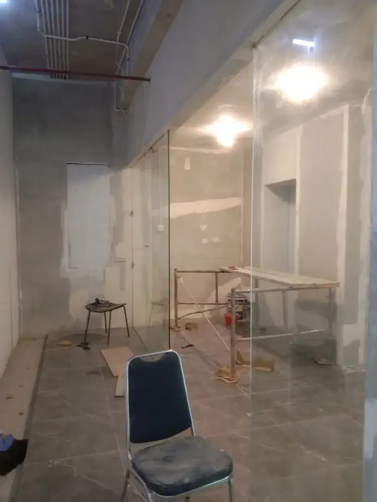 Specialist almunium kaca, pintu jendela dll