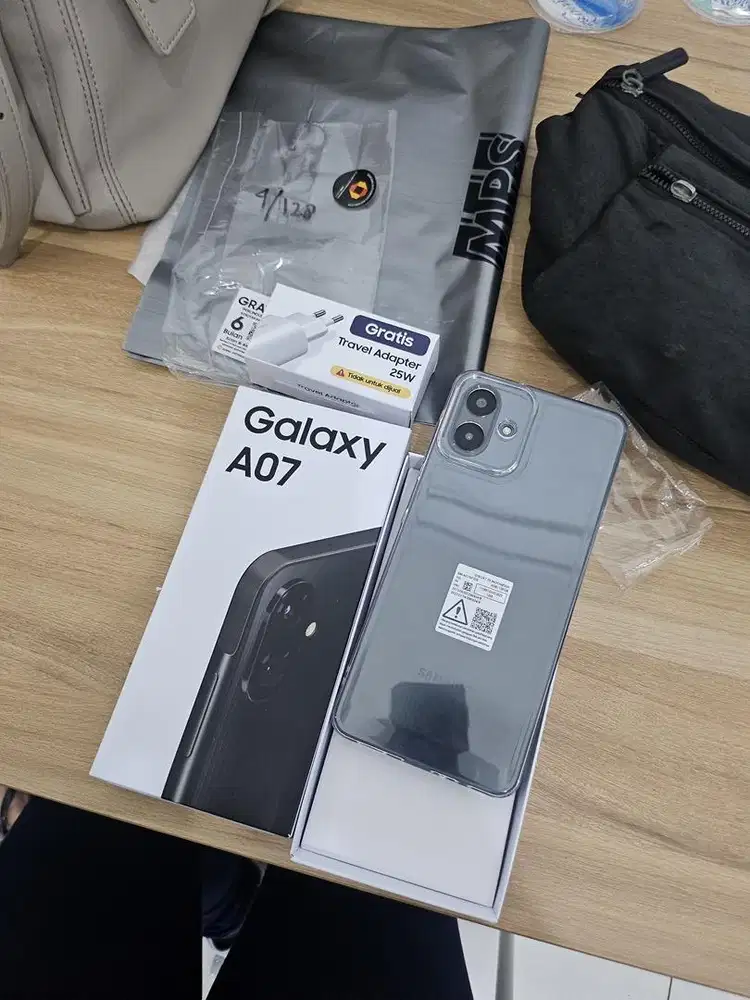 Samsung A07 6/128 black