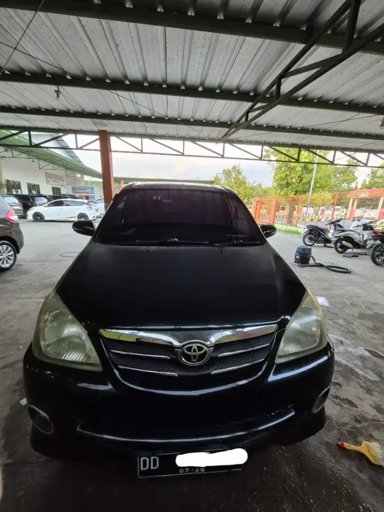 DIJUAL CEPAT AVANZA TYPE S/AT TAHUN 2010