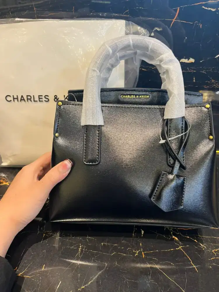 Tas Charles n Keith New Original