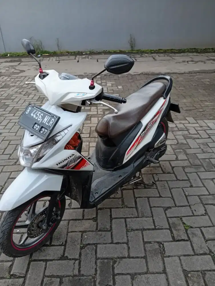 Di jual honda beat FI 2014