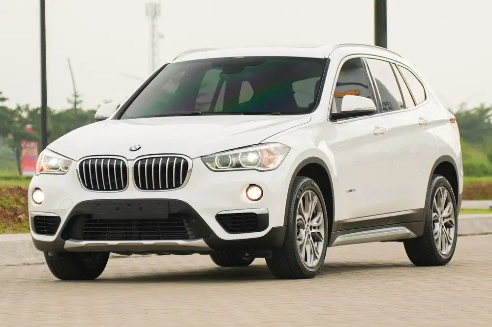 (DP 12jt) BMW X1 F48 XLine 2018 Panoramic