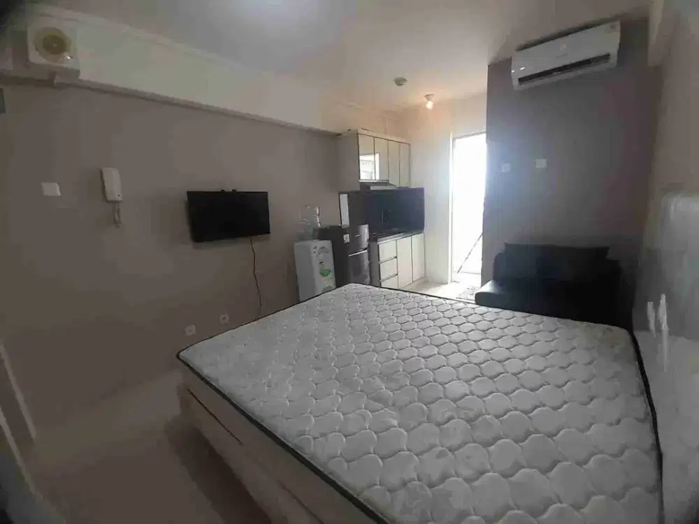 Sewa Bulanan Studio Lantai Rendah Bassura City Apartemen