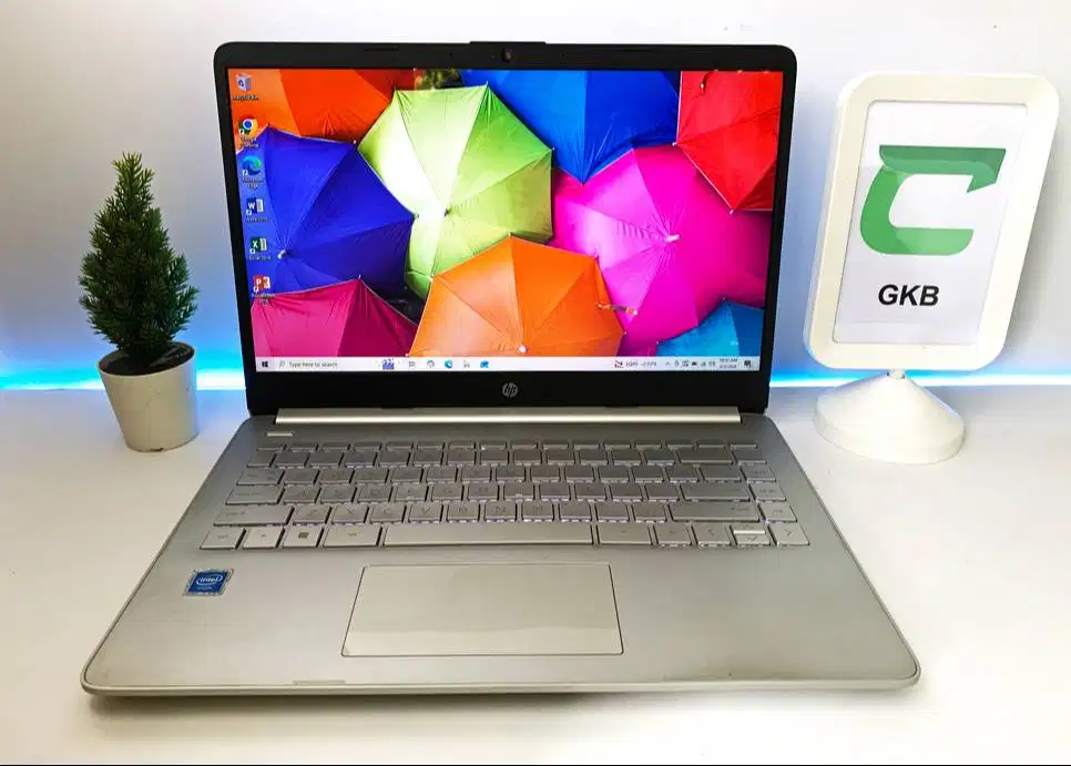 Laptop HP 14s Ram 8gb Ssd 256gb keyboard nyala performa mumpuni untuk