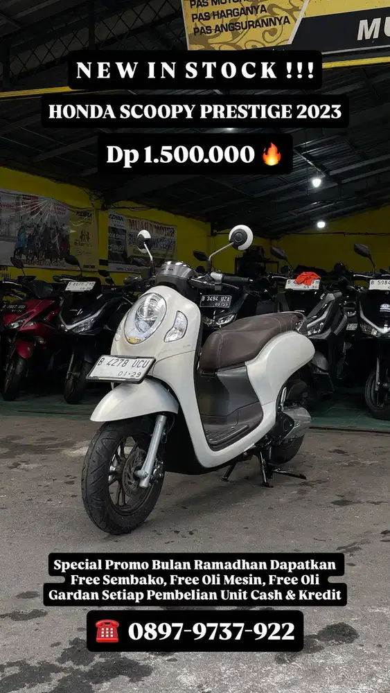 SCOOPY PRESTIGE 2023 LOW KM !!!