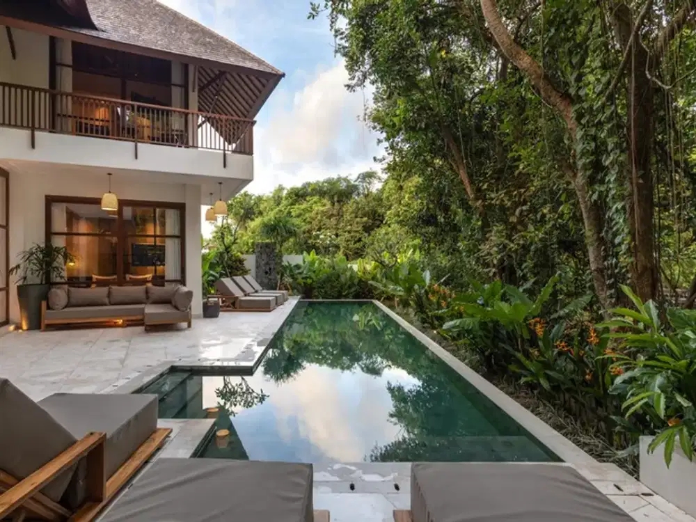 Leasehold - Refined Island Sanctuary - Spacious 5BR Villa Designed for Luxury Living