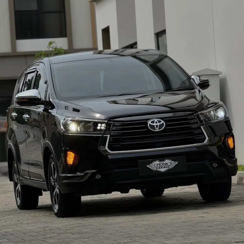 Toyota Venturer Diesel AT Last Edition