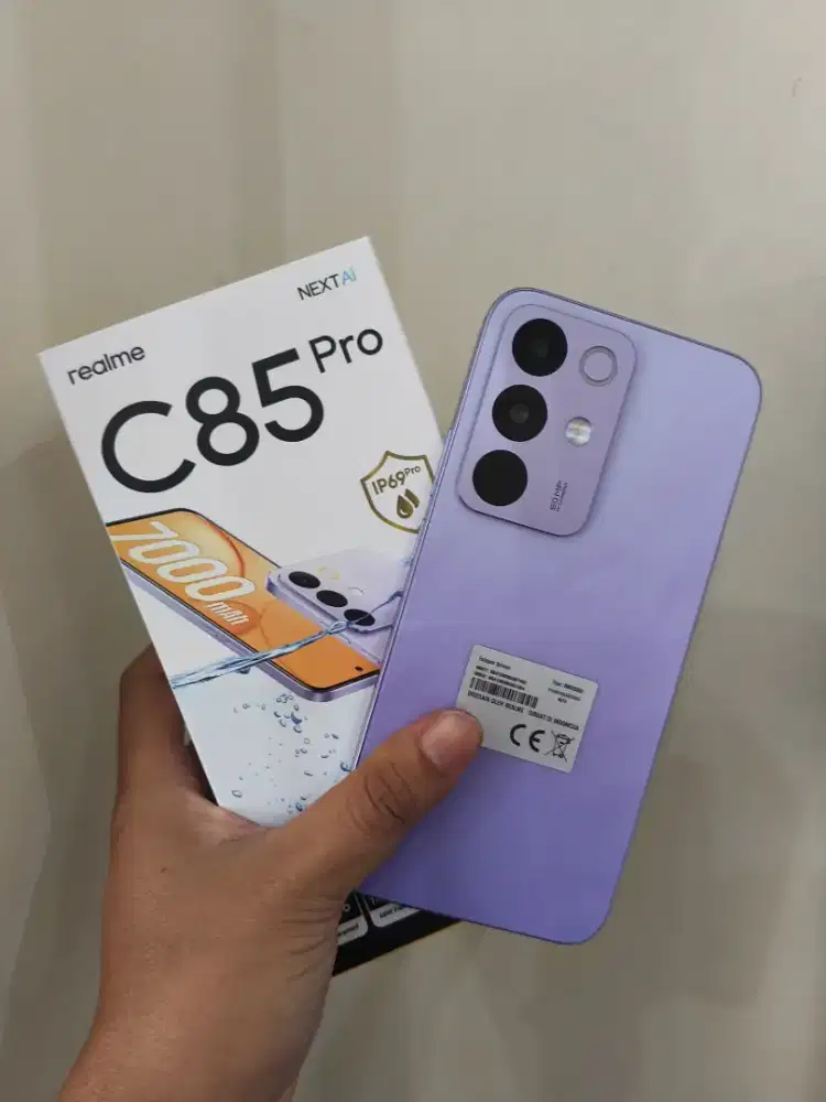 Realme c85 pro ram 8/256 second like new