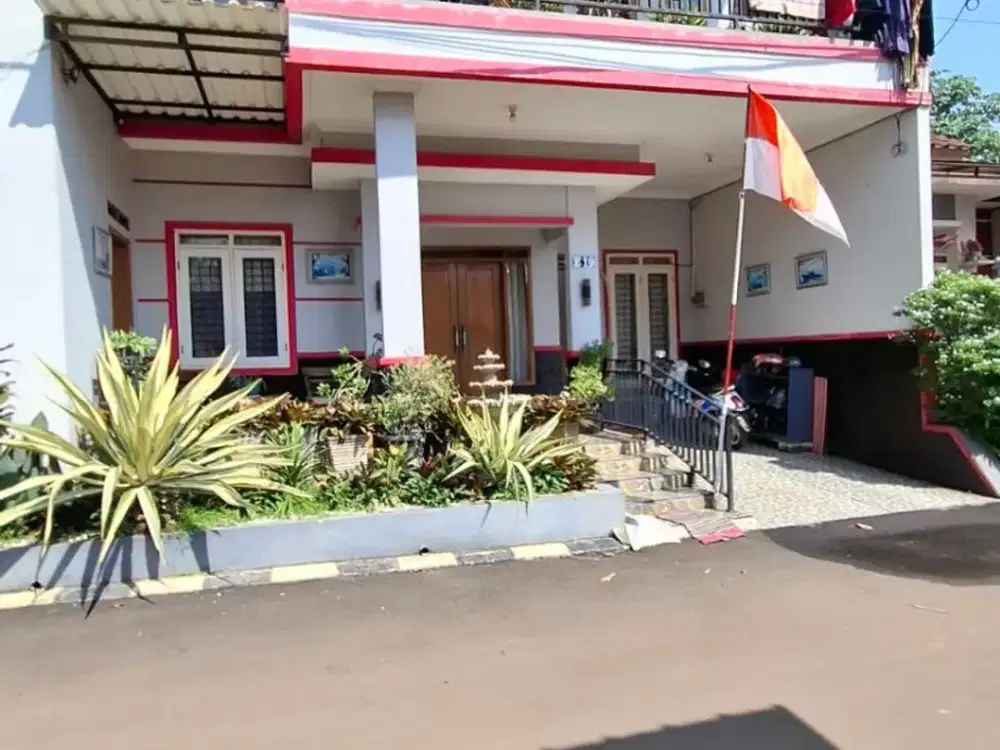 dijual rumah murah harga dibawah pasaran di perumahan executive village kel.tanah baru kec.beji kota Depok