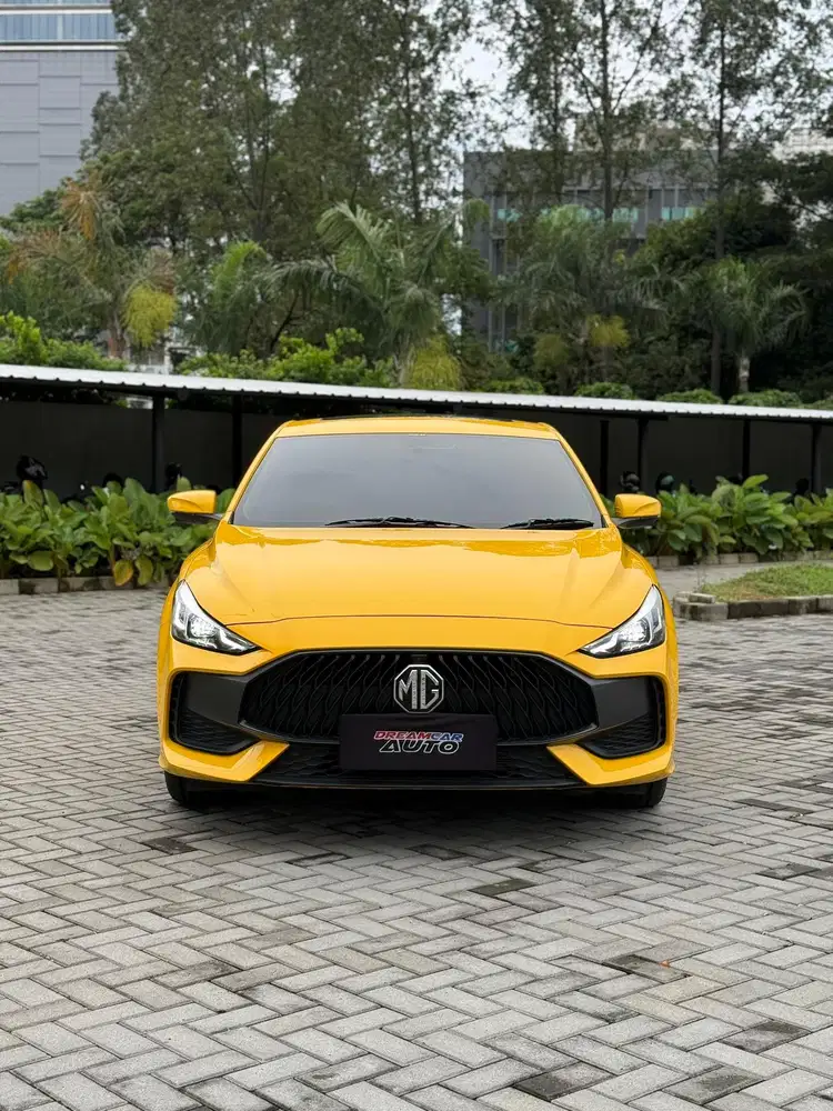 Km 1.900 MG 5 GT Nik 2022 Seperti Baru! Kuning Magnify Ignite I-Smart