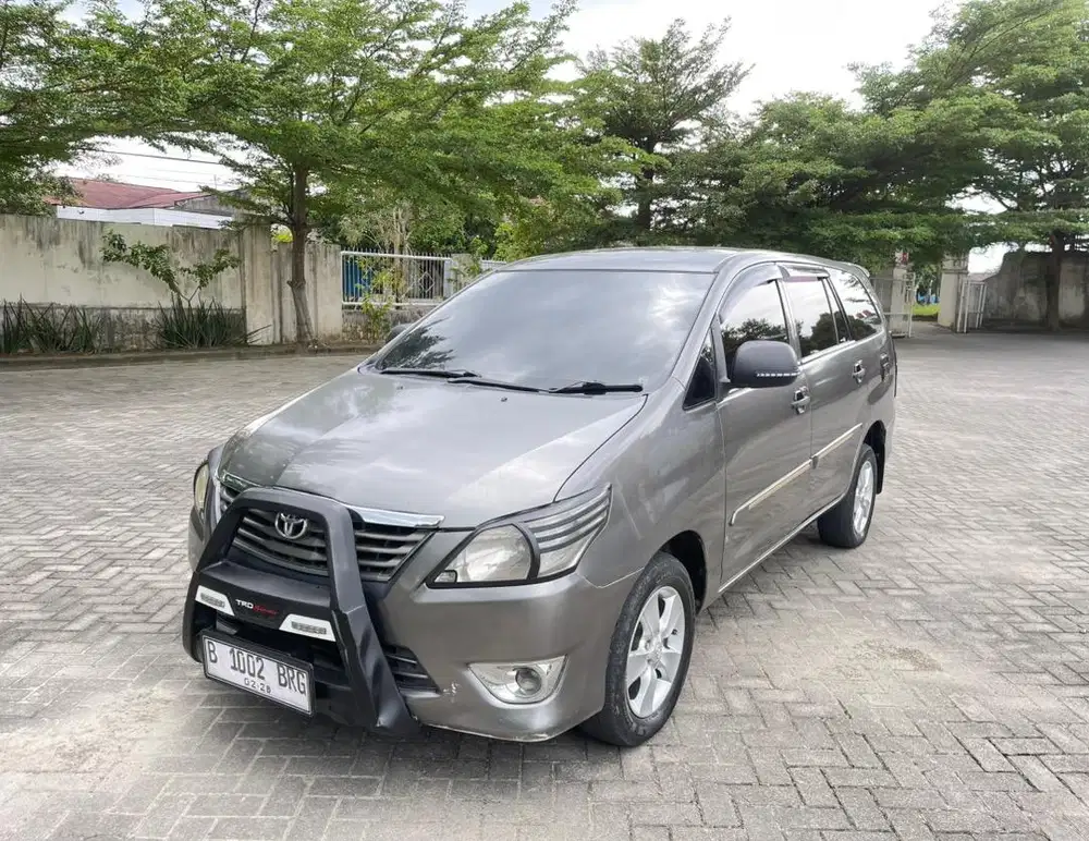 Toyota Kijang Innova E MT Diesel 2013