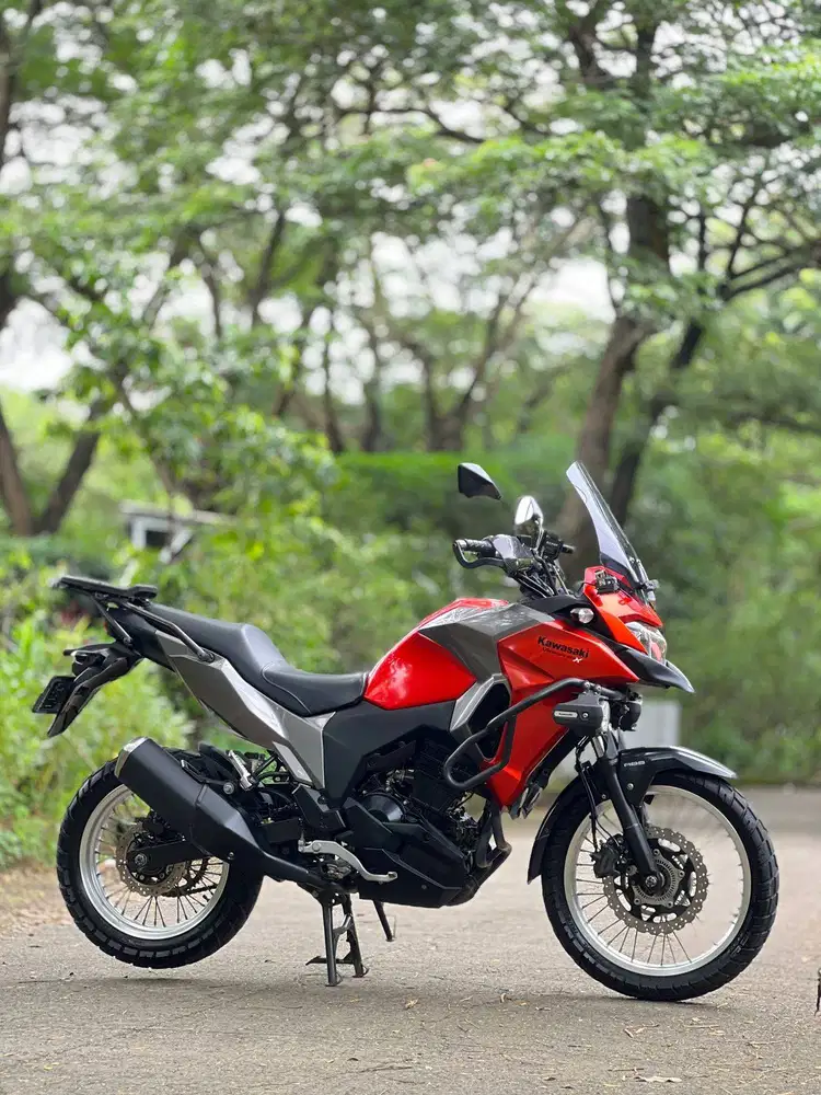 KAWASAKI VERSYS 250 ABS 2017 ORANGE KM 16K SUPERB