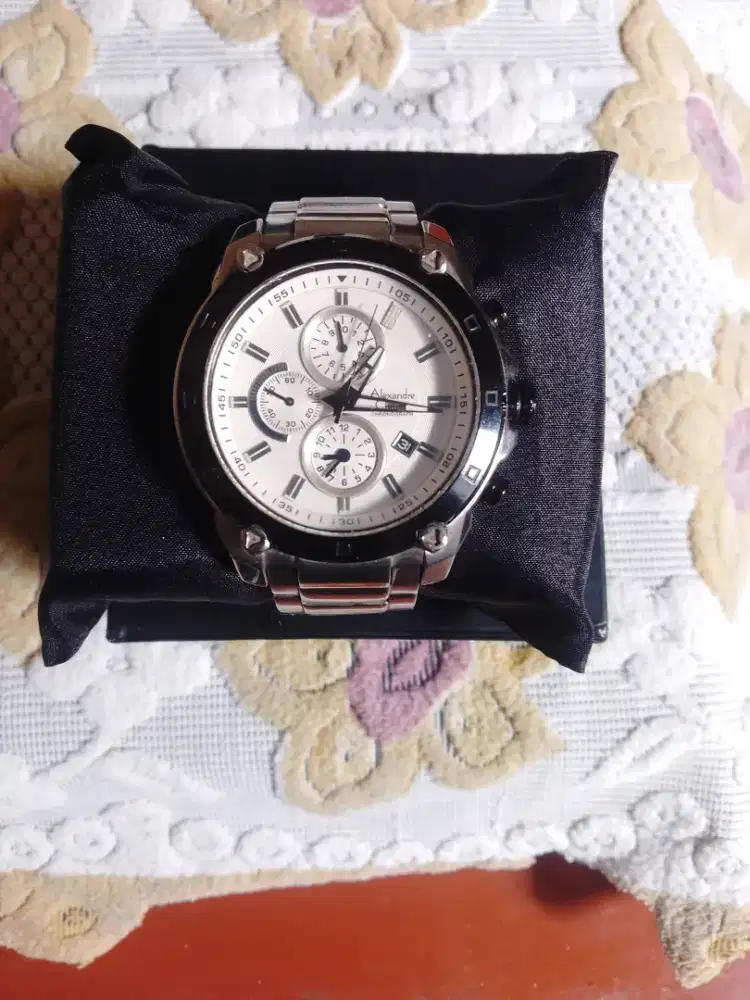 Di jual jam tangan AC kondis ok