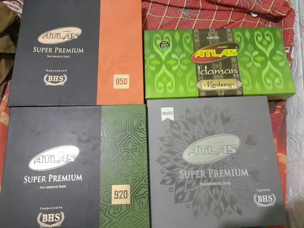 SARUNG ATLAS SUPER PREMIUM BHS