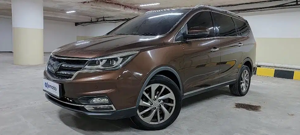 TDP 6,JT, Wuling Cortez 1.8 L Lux AMT Bensin-AT Coklat 2018