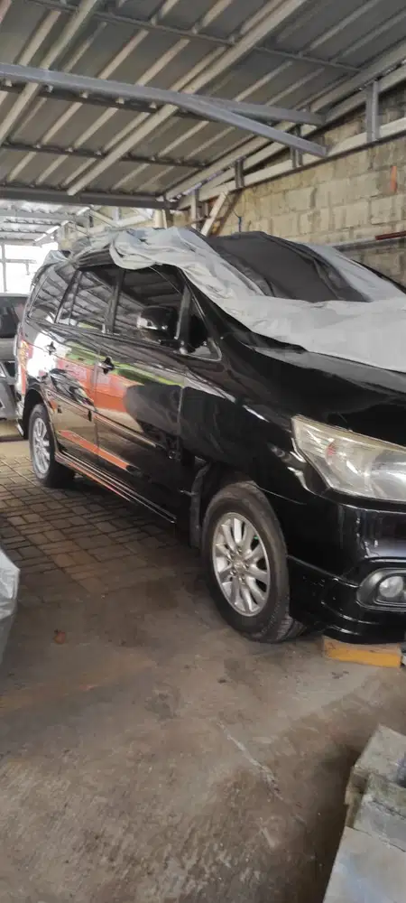 Toyota Kijang Innova 2015 Bensin